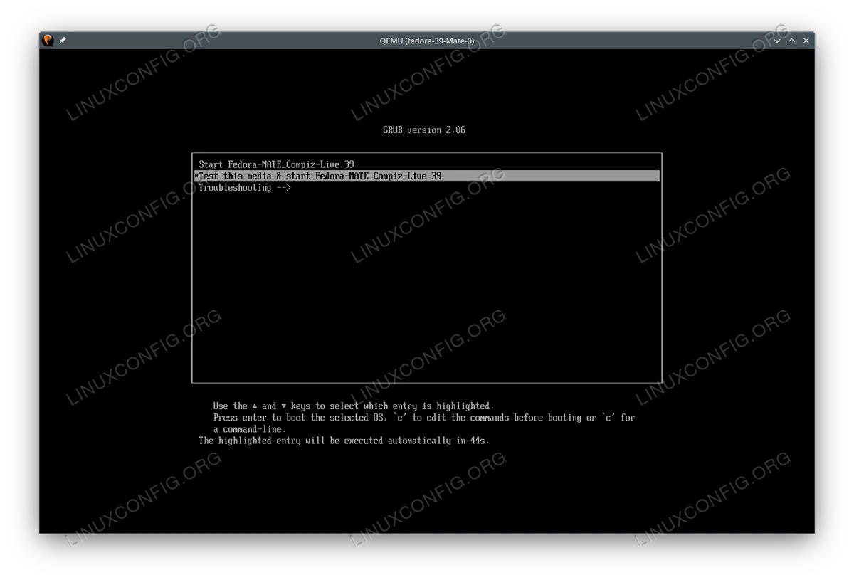 The GRUB menu of the virtualized Fedora system installer
